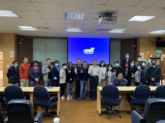 111學年度第二學期院導師會議暨教學知能研習座談圖片