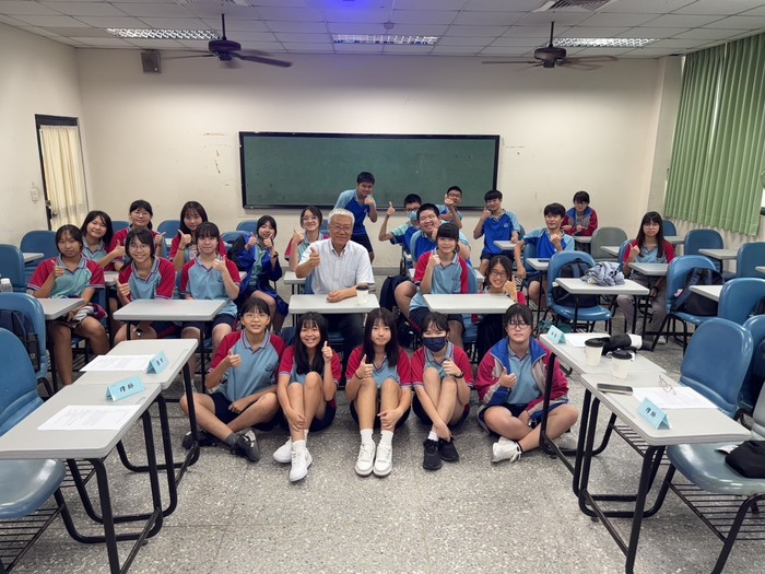 114/08/06中港高中參訪法律系圖片