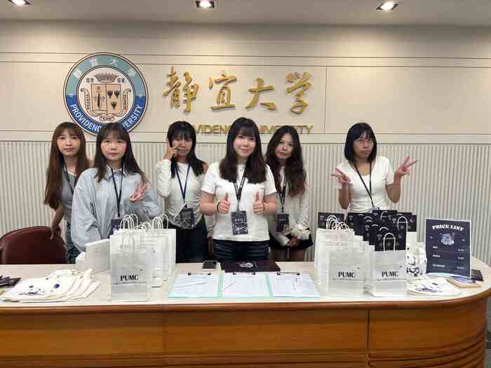 115.05.13 大傳系第18屆畢業展圖片